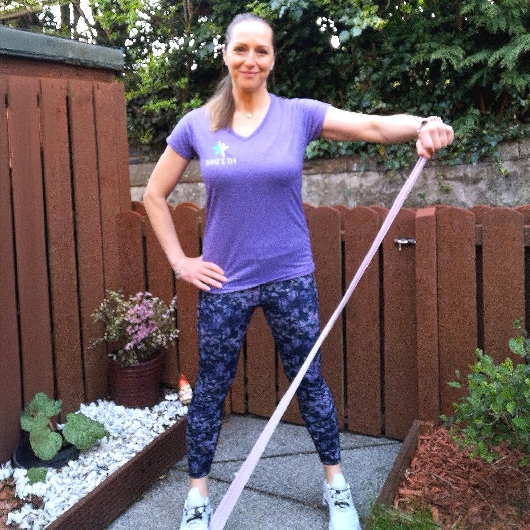 RESISTANCE BANDS WITH BALANCE